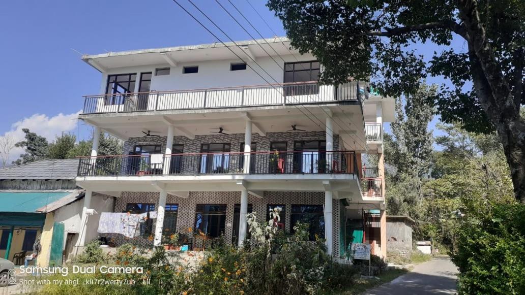 Mohinder&Mohindra Home Stay Bīr Exterior foto